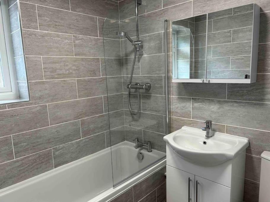 Hedgehog Cottage Bury St. Edmunds Экстерьер фото
