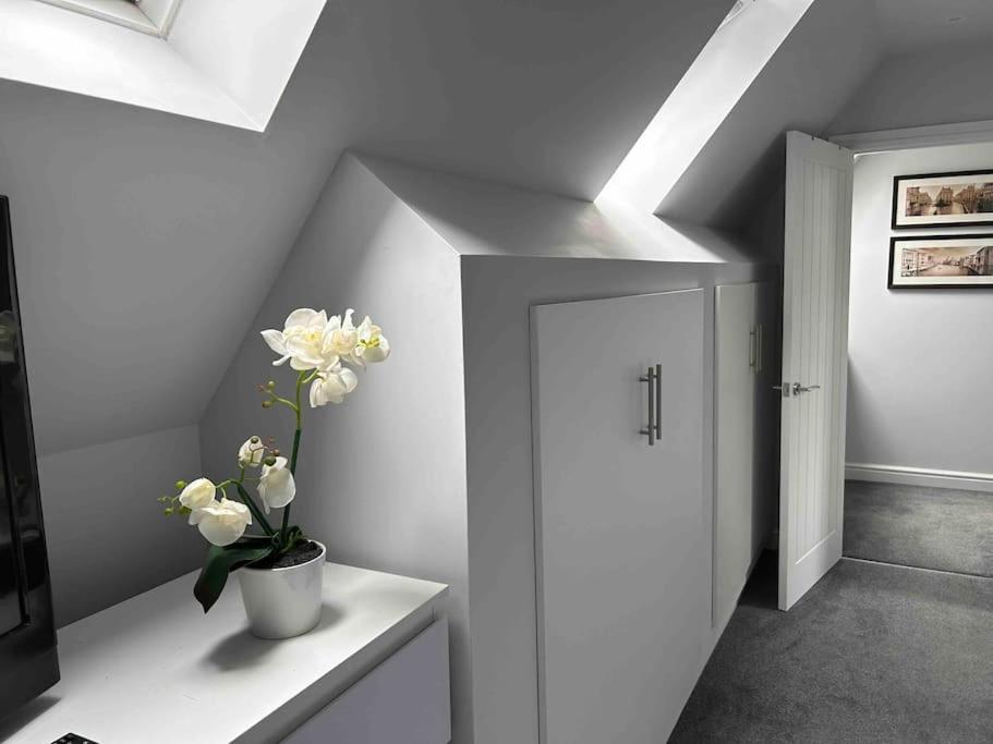 Hedgehog Cottage Bury St. Edmunds Экстерьер фото